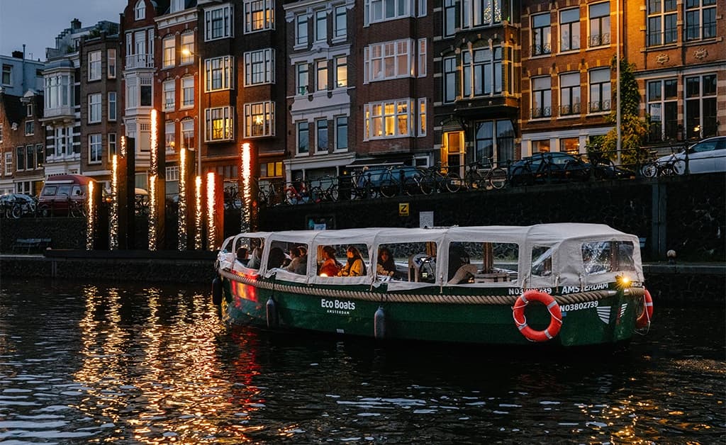amsterdam light festival cruise amsterdam