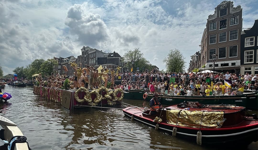 canal parade amsterdam
