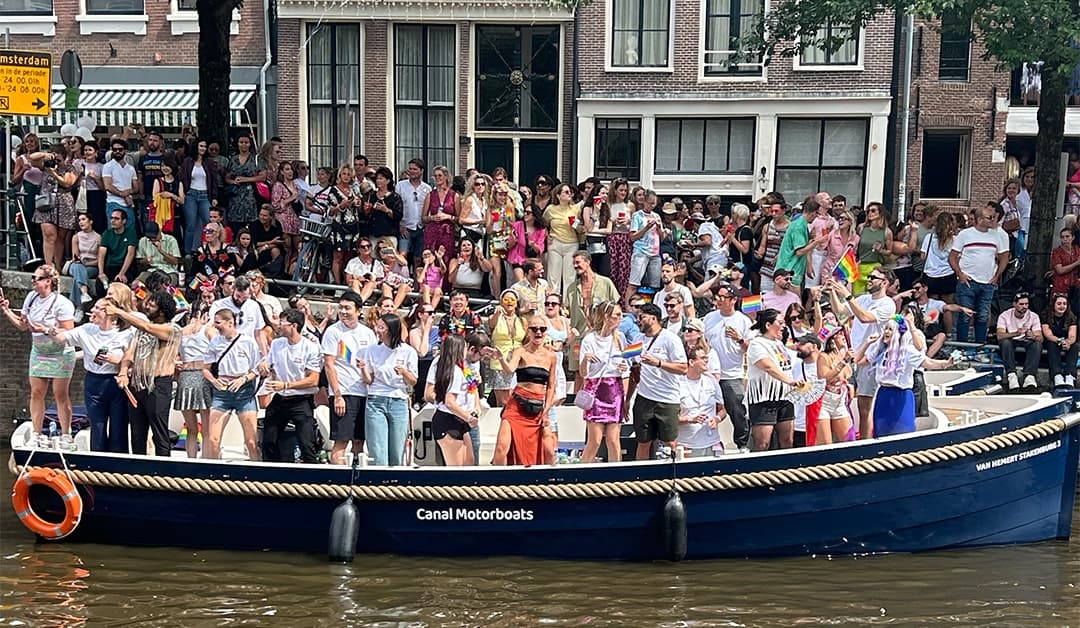 canal pride amsterdam