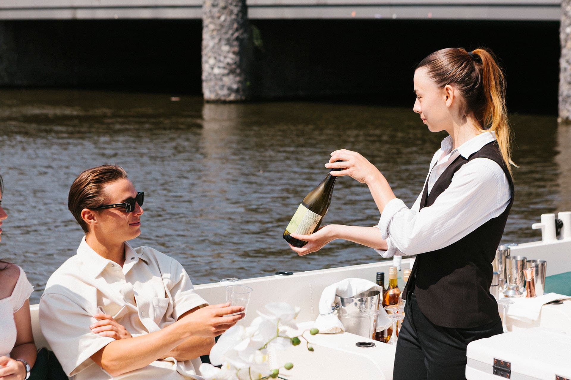 wijnproeverij privé boot huren Amsterdam